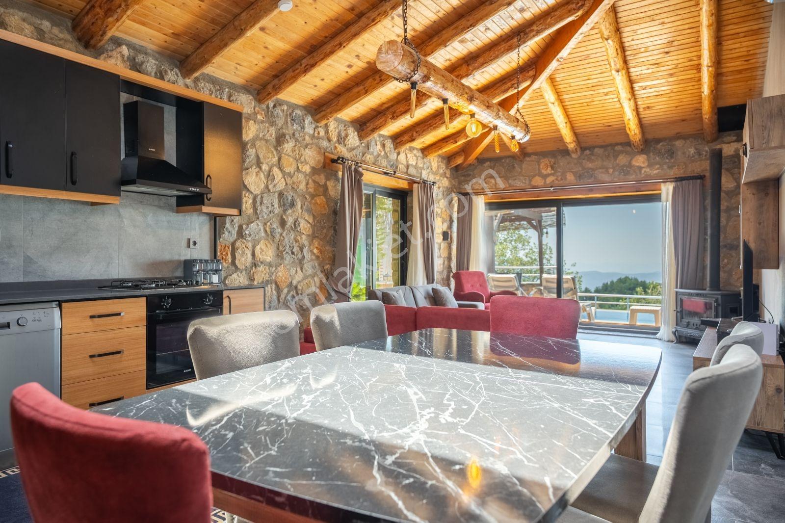 Uğur'dan Seydikemer Yaka' Da Panoramik Manzaralı İkiz Villar - Görsel 18