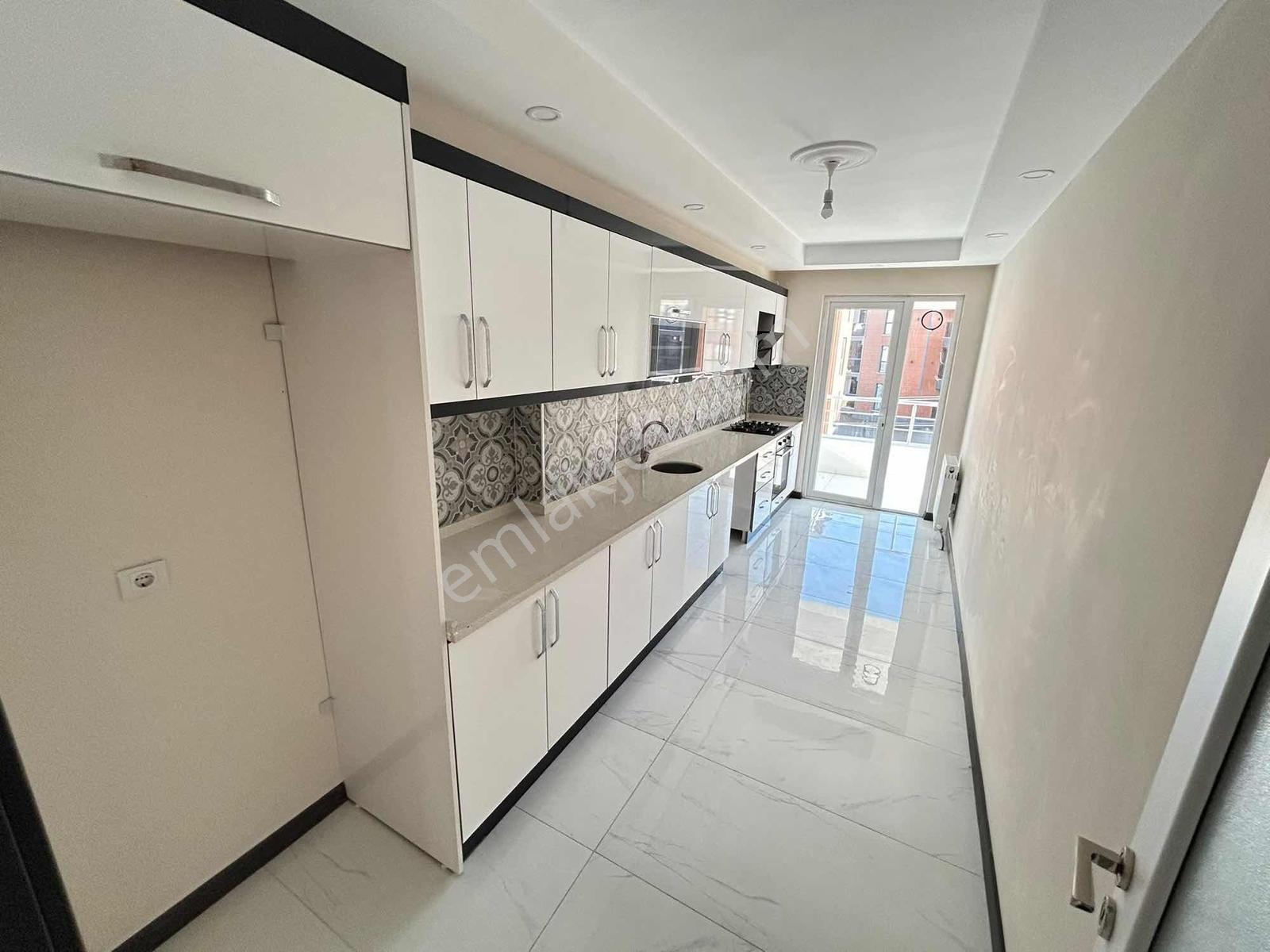 Aktaş'tan Hatip Mahallesi'nde Kiralık 3+1 Geniş Ve Ferah Daire - Görsel 3