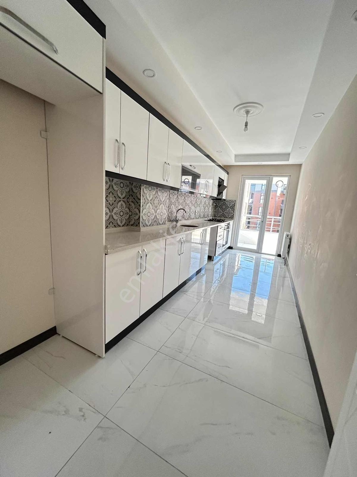 Aktaş'tan Hatip Mahallesi'nde Kiralık 3+1 Geniş Ve Ferah Daire