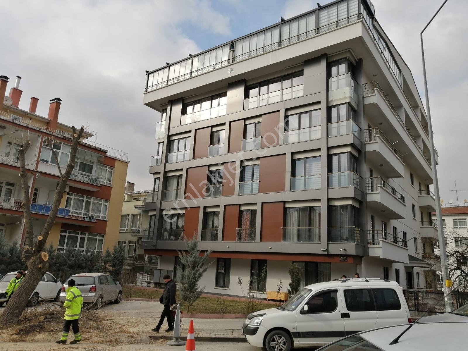 Ayrancı Remzi Oğuz Elçiliklere Yakın Eşyalı 1+1 Furnished Flat - Görsel 9