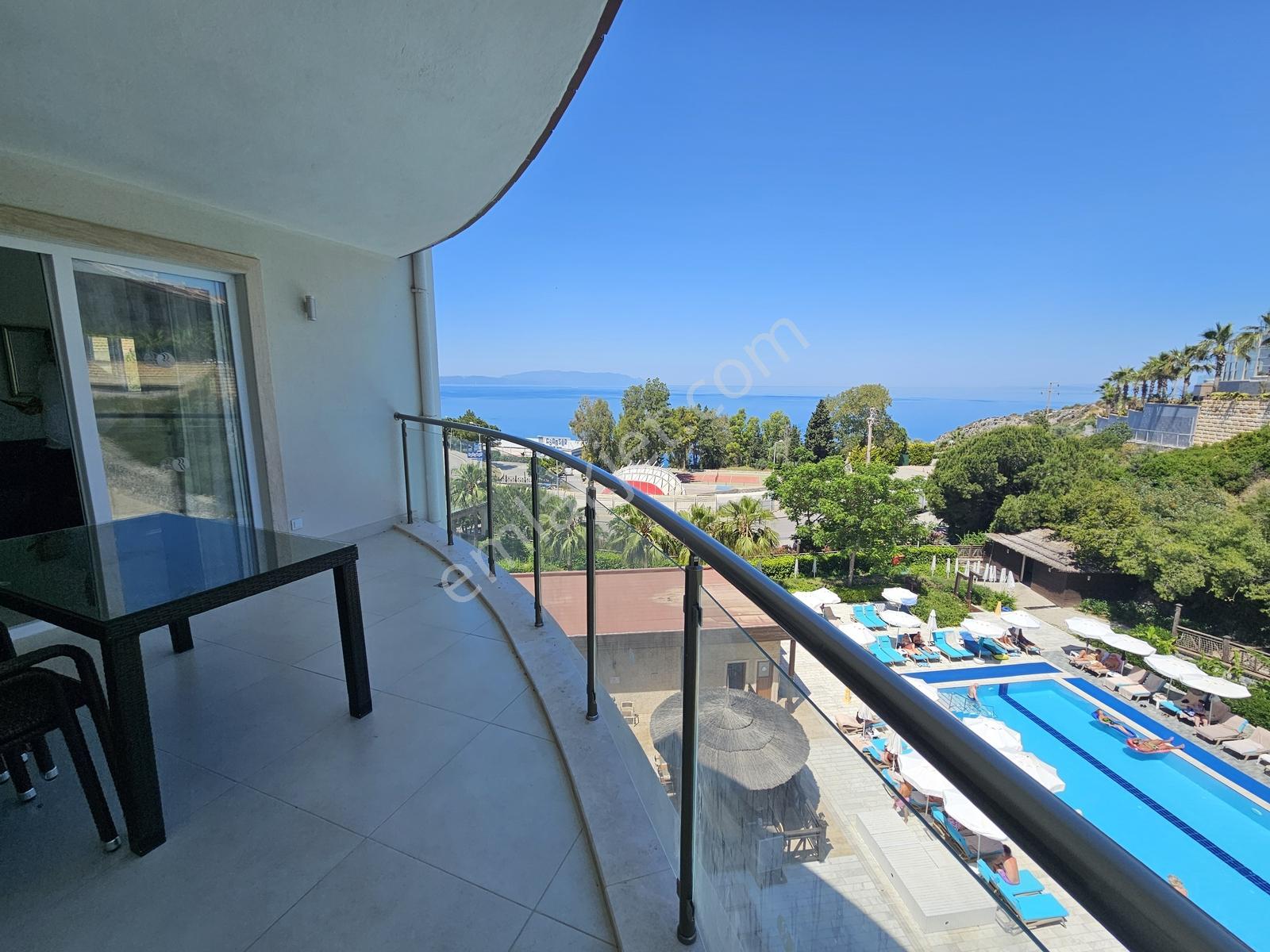 Kuşadası Ramada Resort'te Satılık 2+1 Yalı Dairesi - Görsel 10