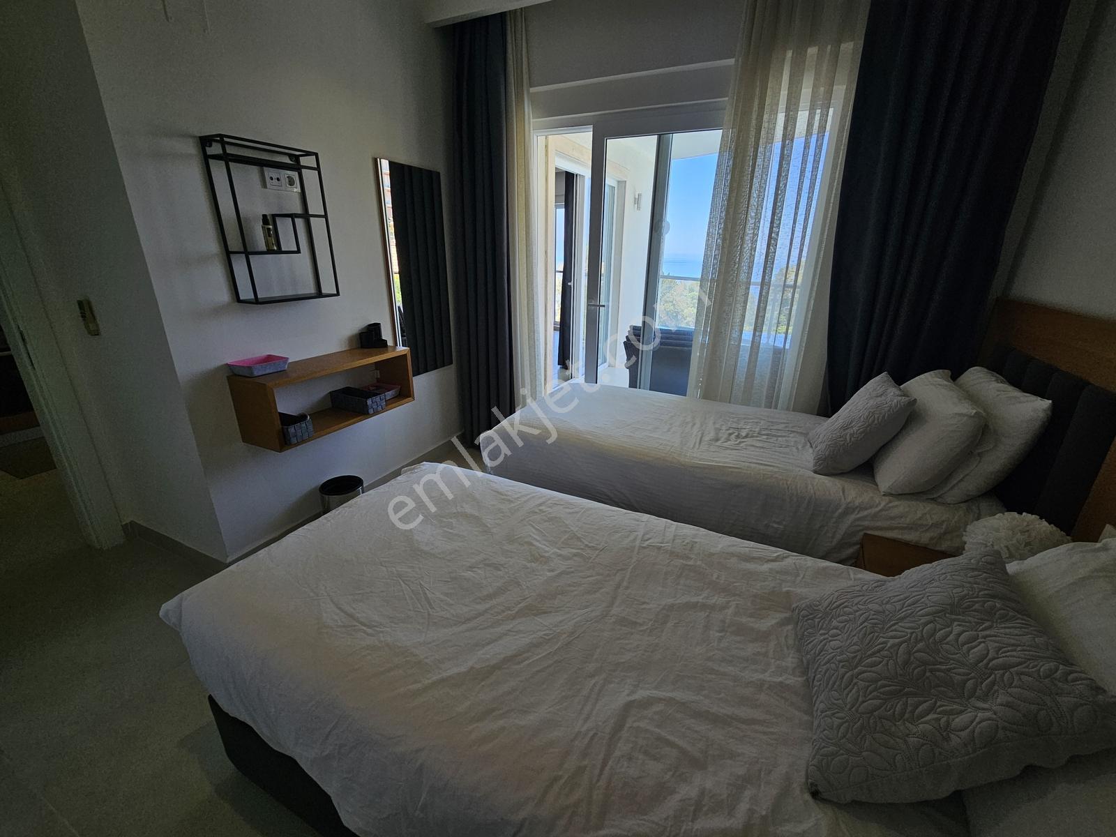 Kuşadası Ramada Resort'te Satılık 2+1 Yalı Dairesi - Görsel 9