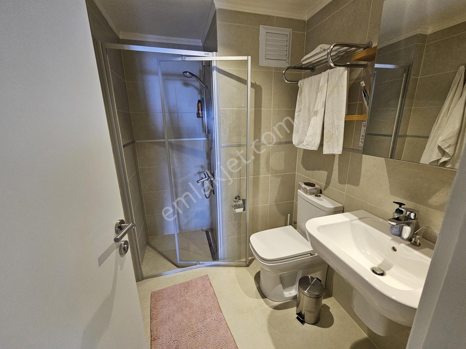 Kuşadası Ramada Resort'te Satılık 2+1 Yalı Dairesi - Görsel 17