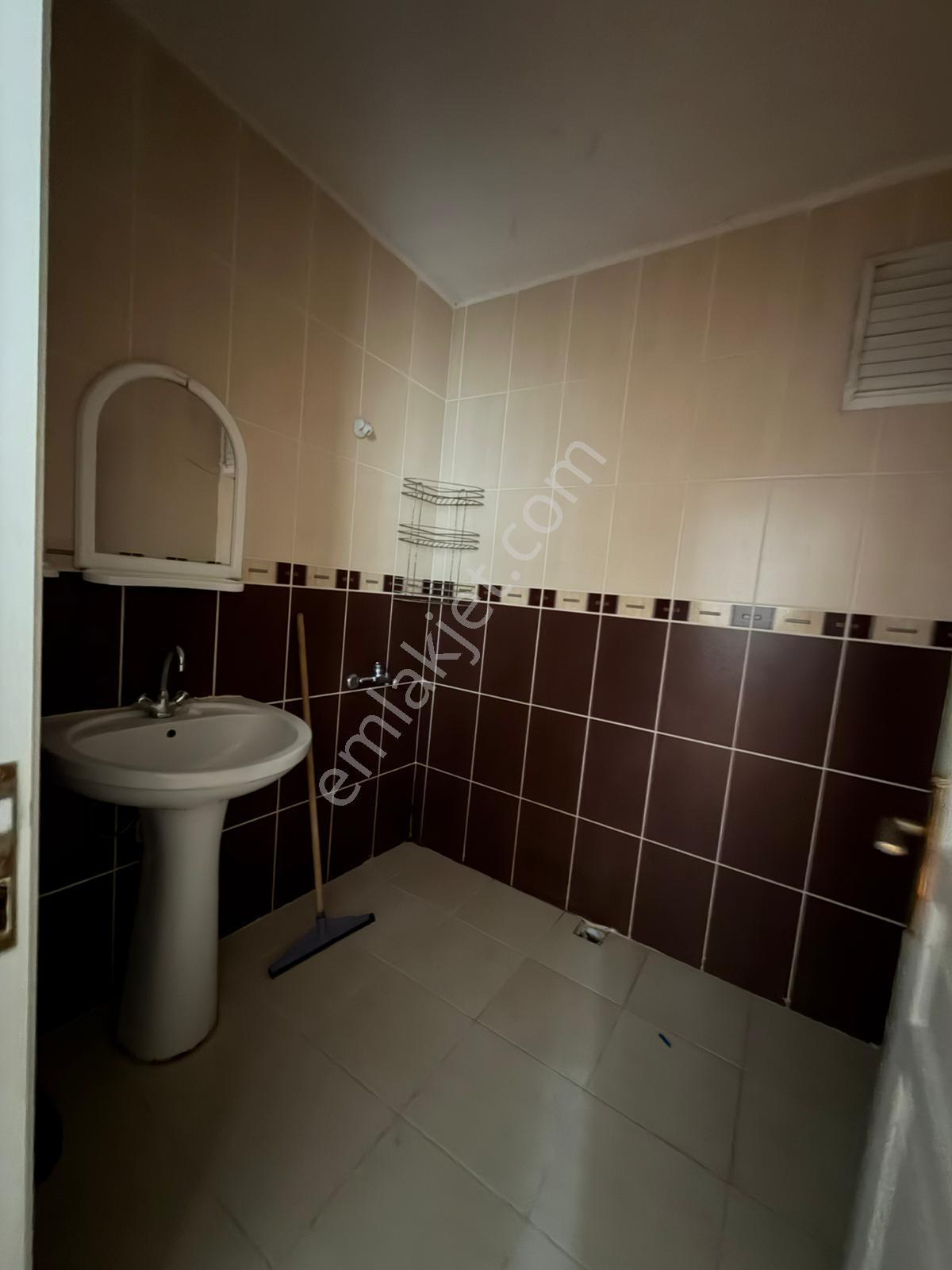 Kiralık*kuşcağız*atapark*arasında*geniş Daire*isteyene*asansörlü* - Görsel 10