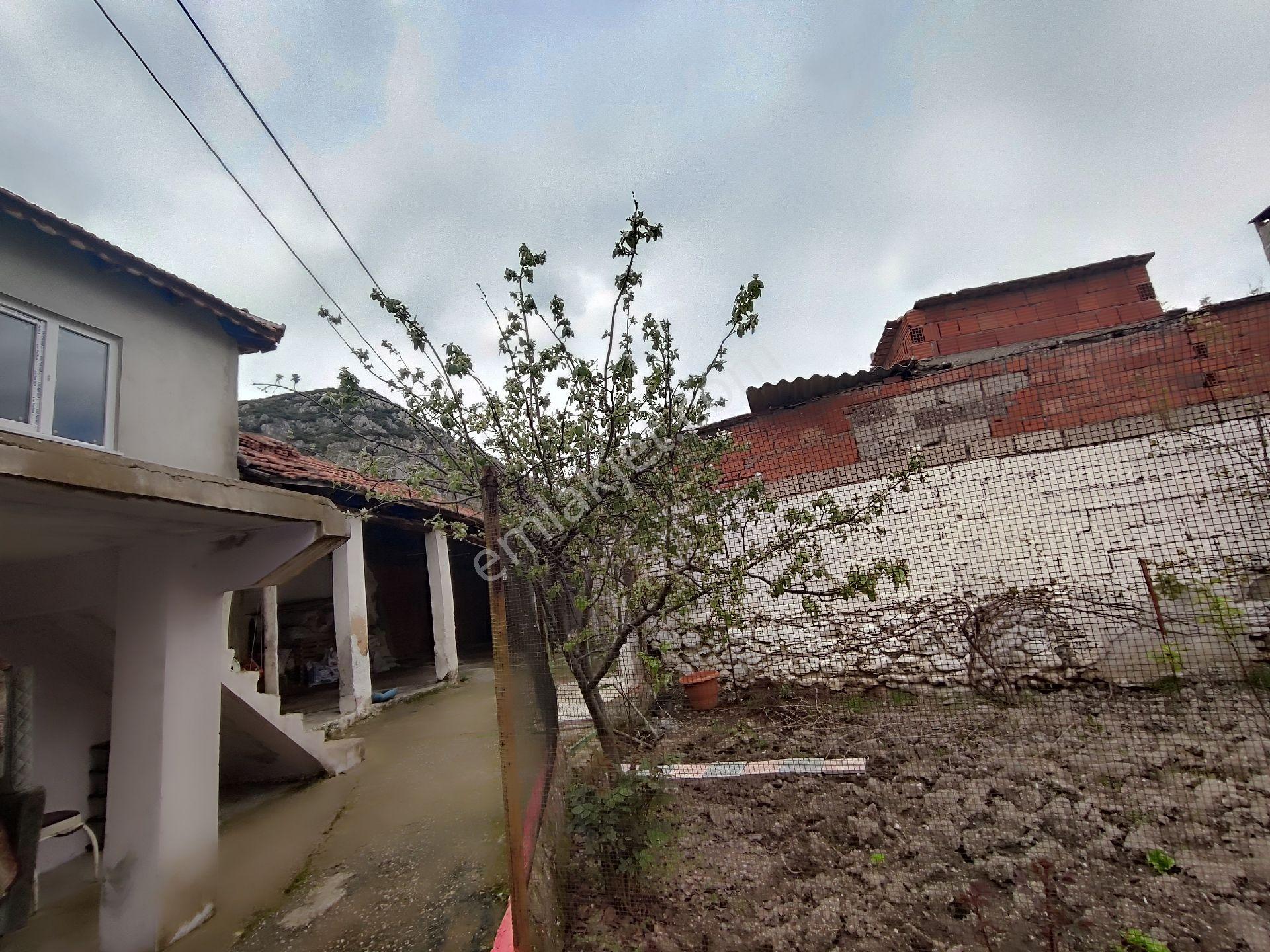 Satılık Müstakil Bahçeli Ev Manisa Kırkağaç Bakırda - Görsel 22