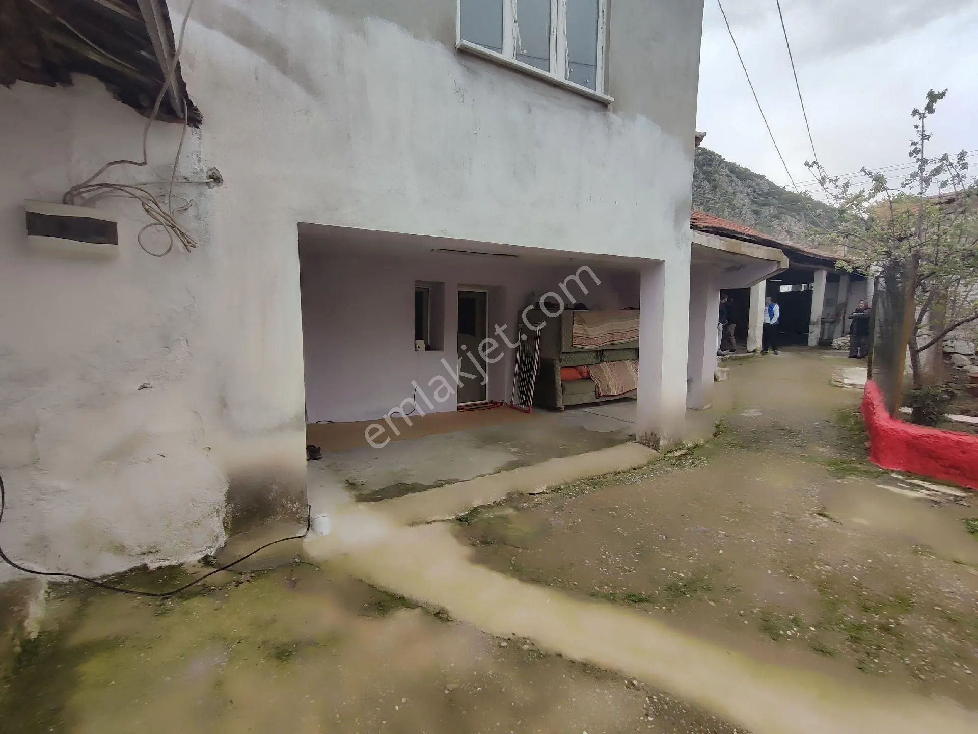 Satılık Müstakil Bahçeli Ev Manisa Kırkağaç Bakırda - Görsel 2
