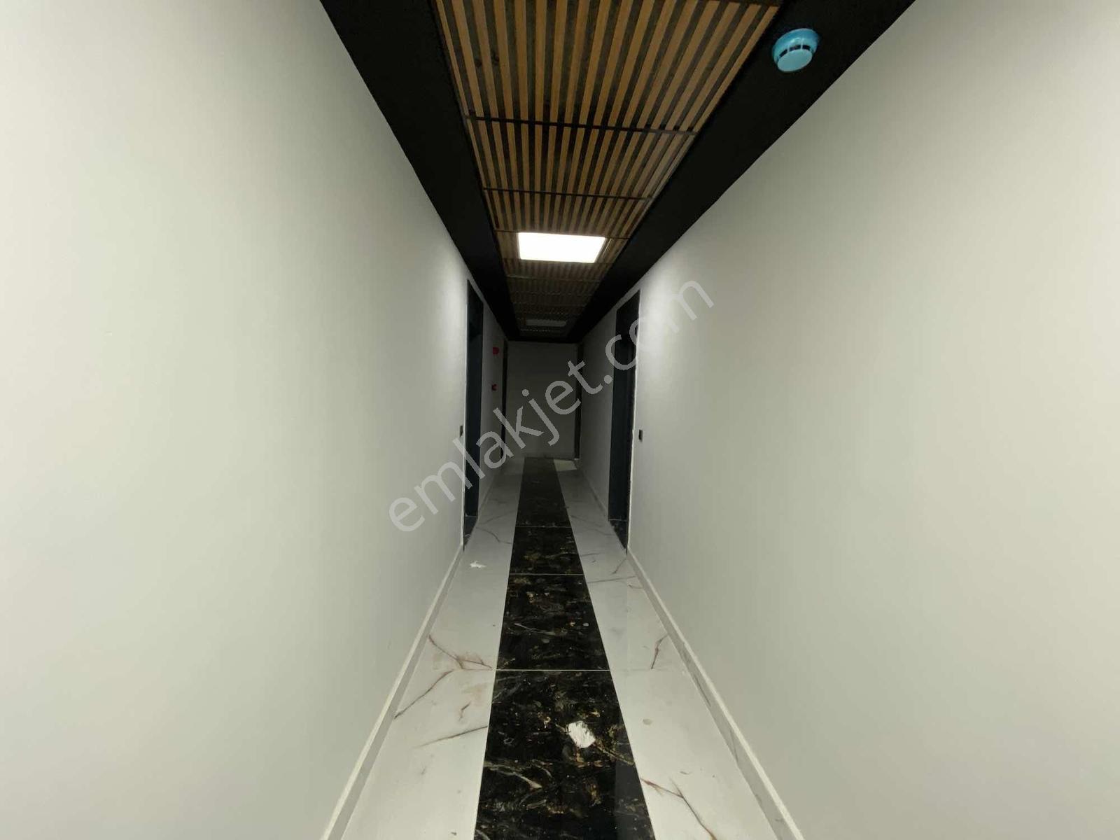 Agora Avm Karşısı Kiralık 1+1 Kapalı Otopark/ Kapalı-açık Havuz - Görsel 14