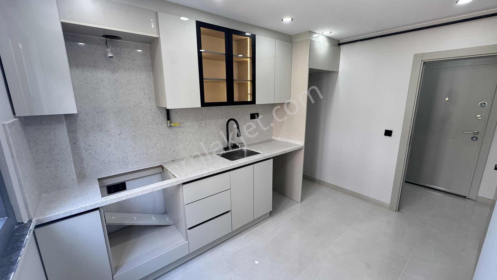 Darıca Bağlarbaşı Mah. 2+1 95m2 Lüks Arakat - Görsel 16