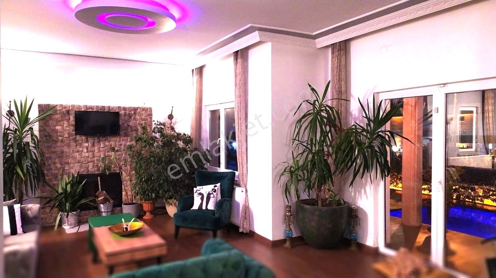 Silivri Ortaköy De Havuzlu Eşyalı Veya Eşyasız Kiralık Villa - Görsel 5
