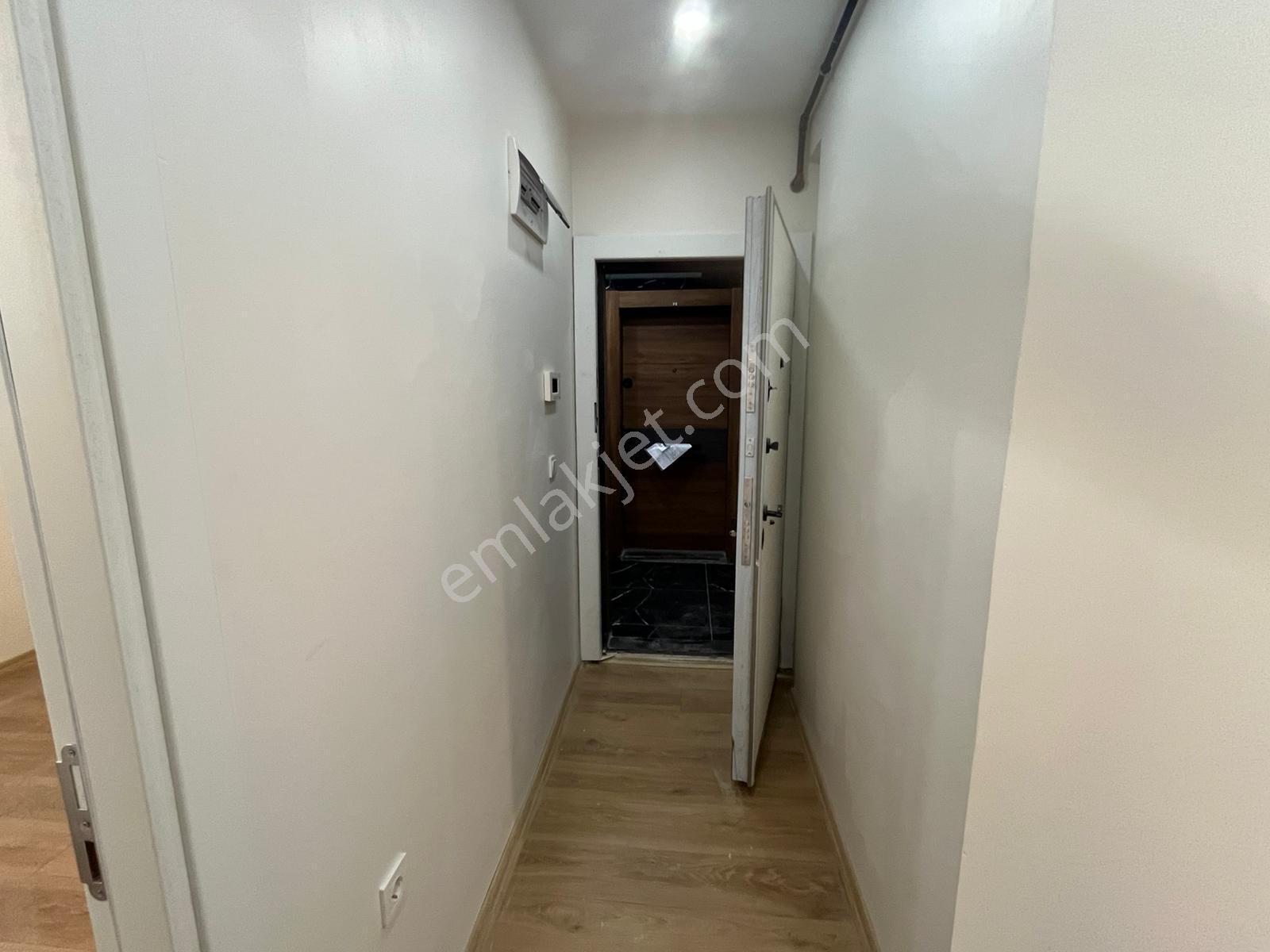Üsküdar Libadiyede Merkezi Konumda, Yeni Binada, Boş 1+1 Daire - Görsel 11