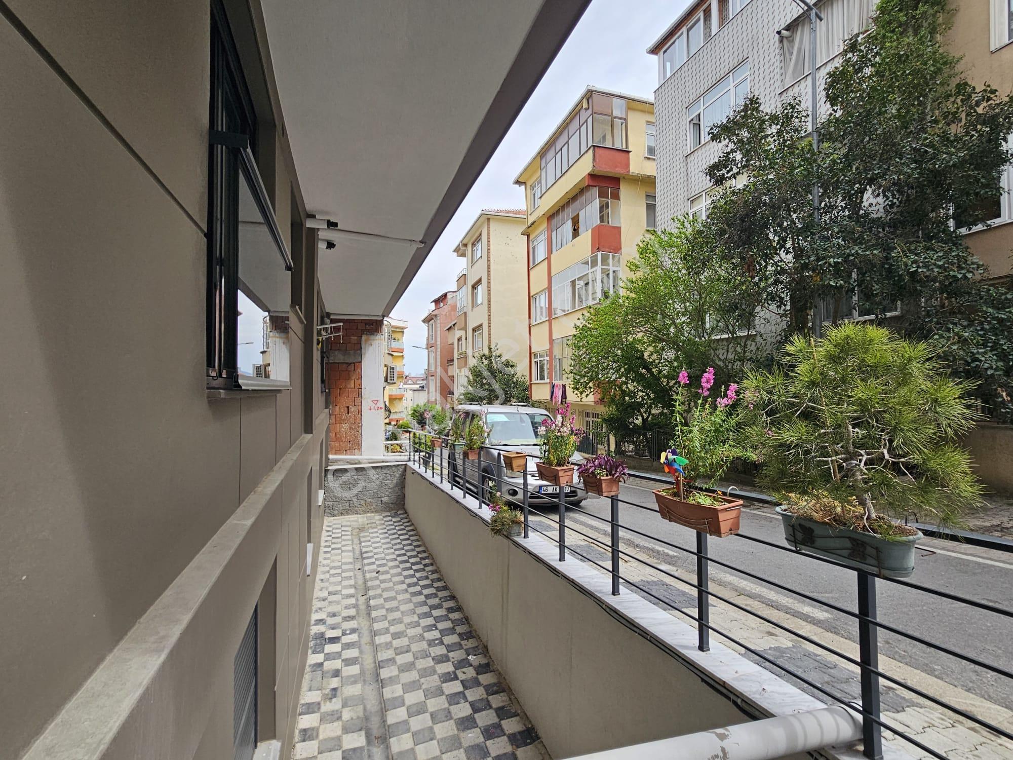 Üsküdar Libadiyede Merkezi Konumda, Yeni Binada, Boş 1+1 Daire - Görsel 14