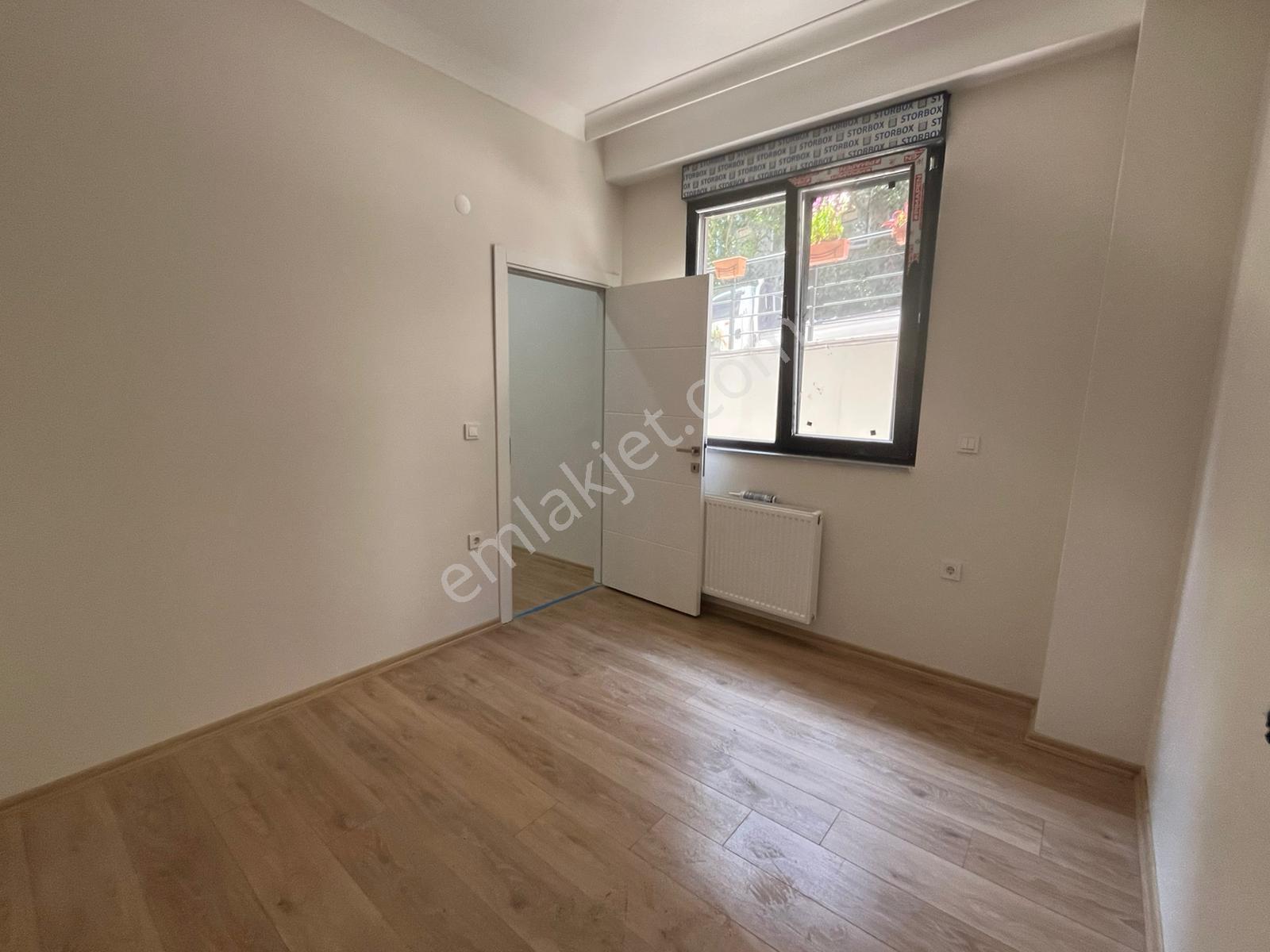 Üsküdar Libadiyede Merkezi Konumda, Yeni Binada, Boş 1+1 Daire - Görsel 8