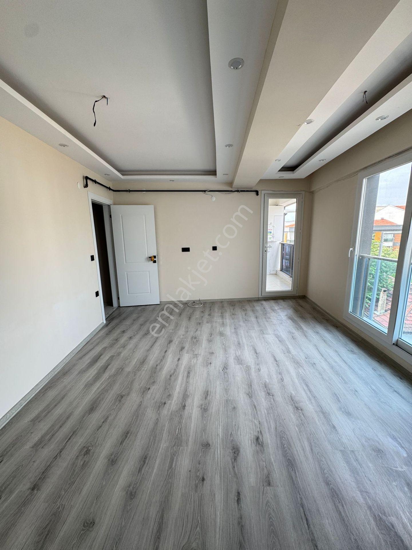 Zeki Emlak'tan Muradiye Mh. 2+1 Kapalı M. Kiralık Daire - Görsel 8