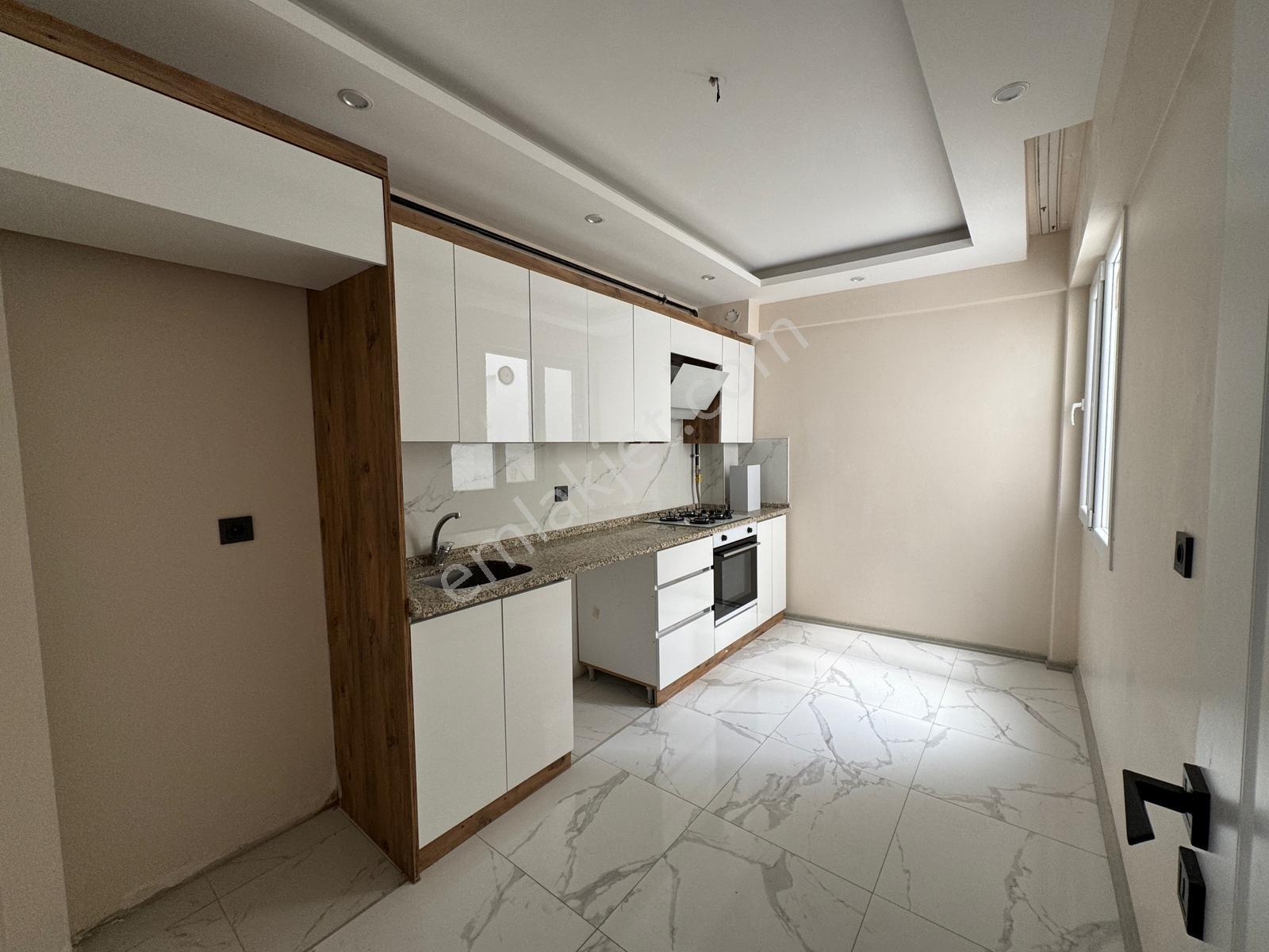 Zeki Emlak'tan Muradiye Mh. 2+1 Kapalı M. Kiralık Daire - Görsel 4