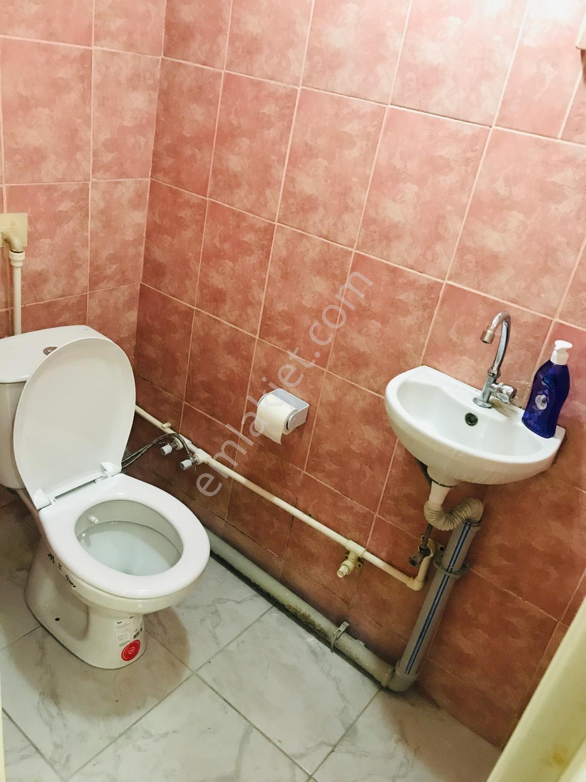 Bağlarbaşı Cadde Üzerinde Satılık Eşyalı 2.5 +1 Daire - Görsel 18