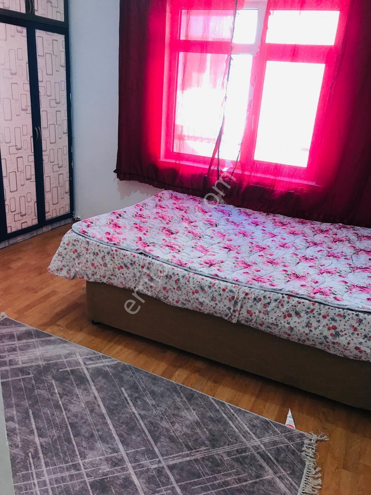 Bağlarbaşı Cadde Üzerinde Satılık Eşyalı 2.5 +1 Daire - Görsel 16