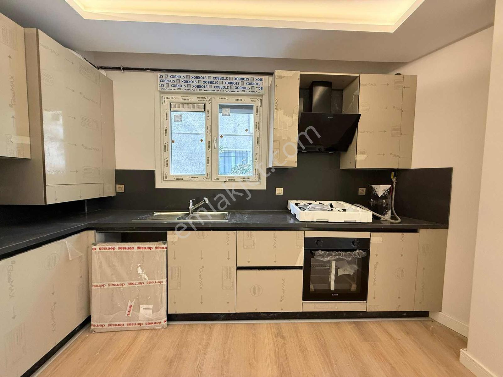 Caddebostan Sahilde Sıfır Binada Satılık 1+1 Boş Daire - Görsel 20