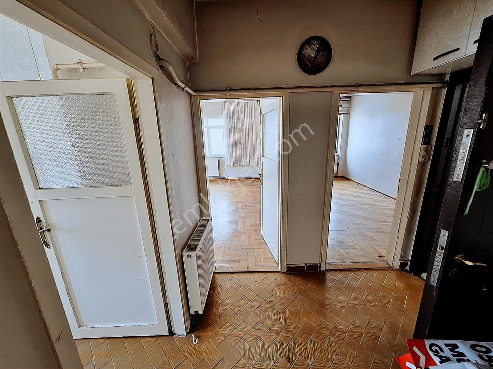 Satılık 2+1 Köşe Daire Manzaralı Belediye,pazar Ve Stadyum Yanı - Görsel 23