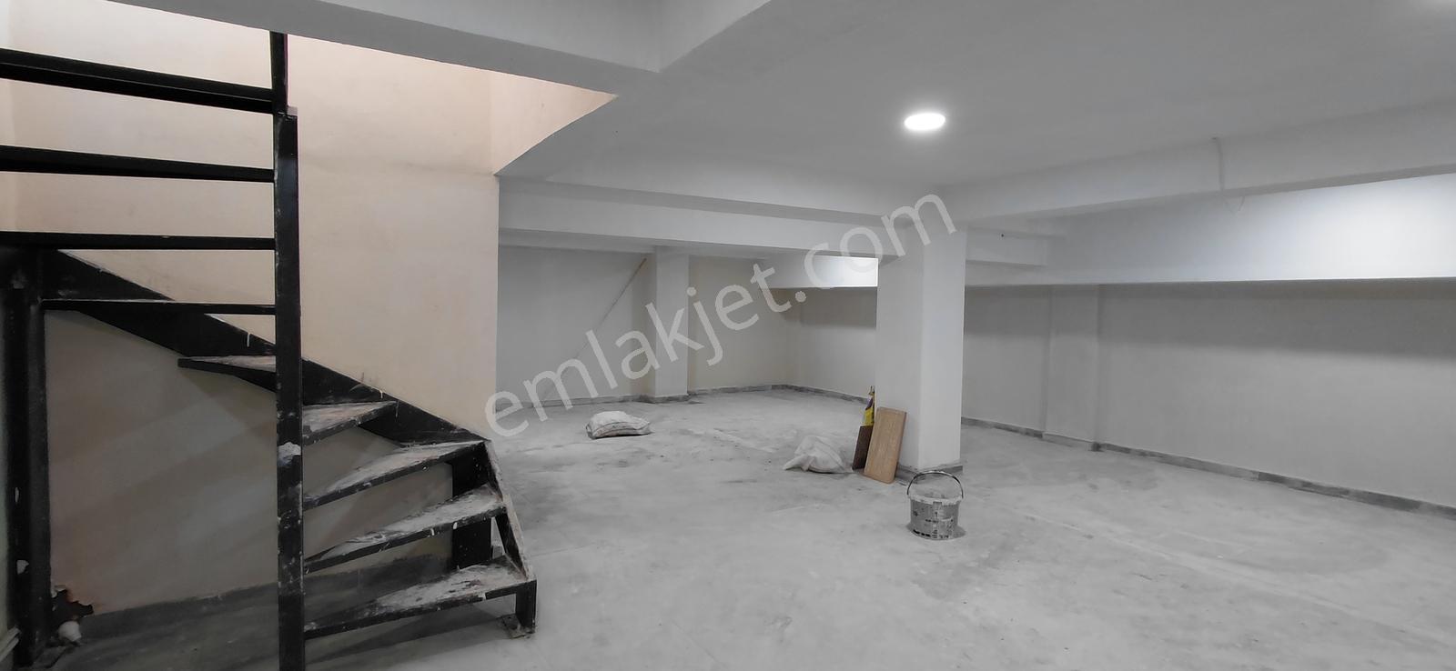 Safir Bakırköy'den Zuhuratbaba'da Depolu Dükkan - Görsel 14