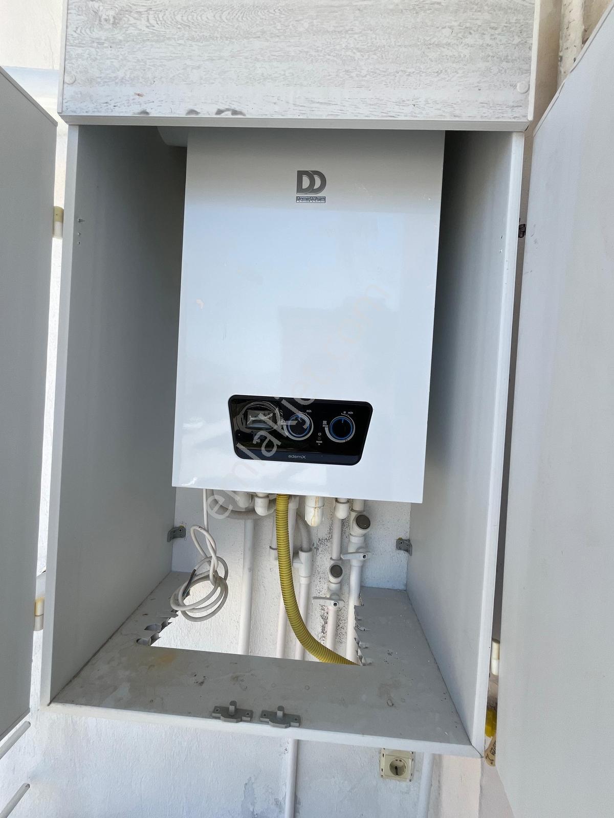 Çözüm Emlak'tan Muradiye'de 1+1 Eşyalı Ara Kat Kiralık Daire - Görsel 18