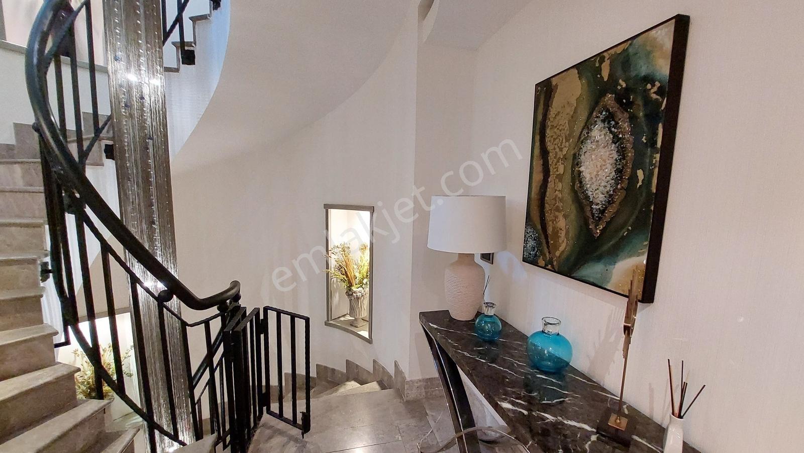 Muhteşem Bodrum Manzaralı Satılık Çok Özel Villa - Görsel 13