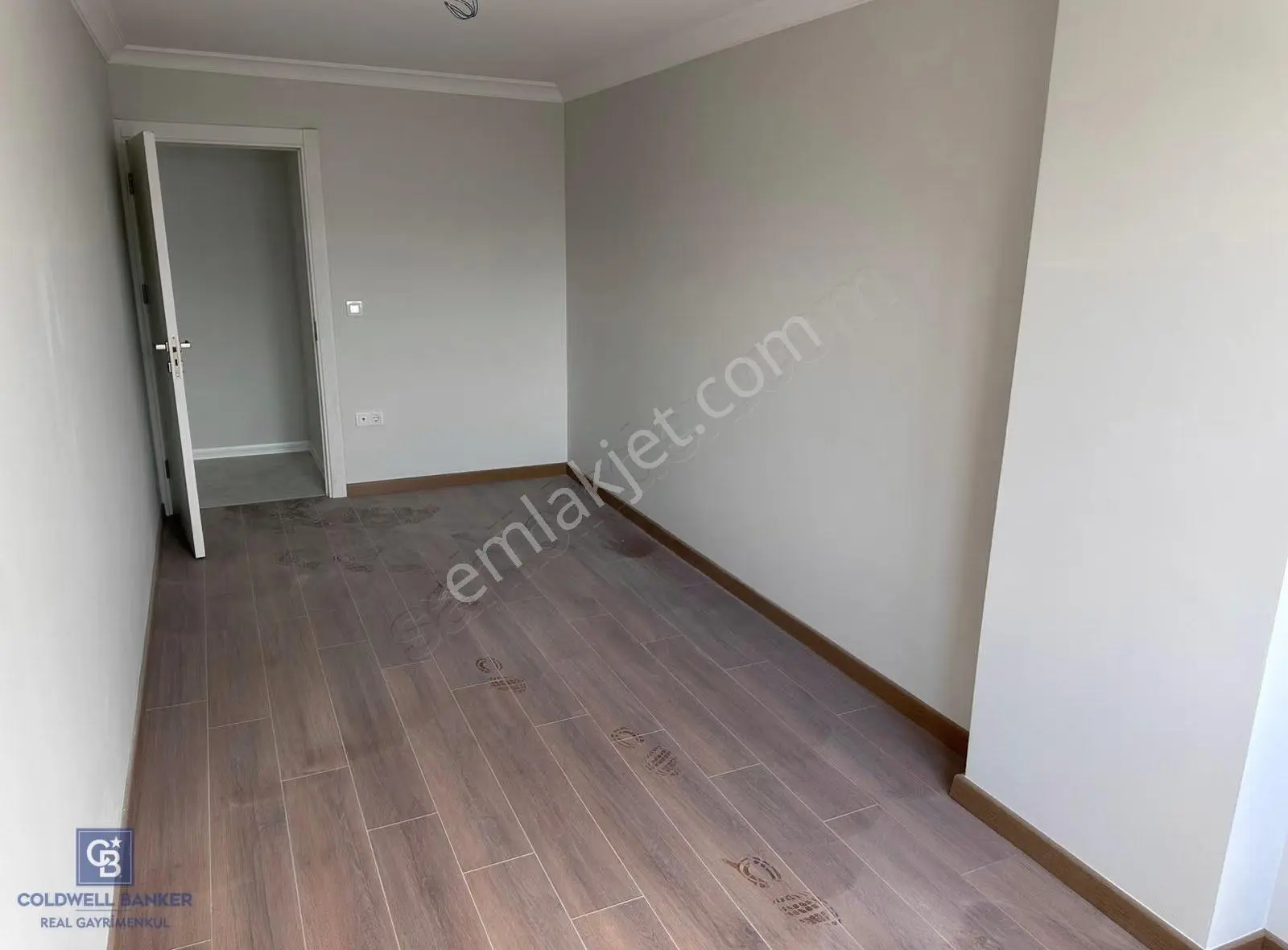 Ümraniye Atatürk Mahallesi Kırım Sokak Kiralık Sıfır 2+1 Daire - Görsel 4
