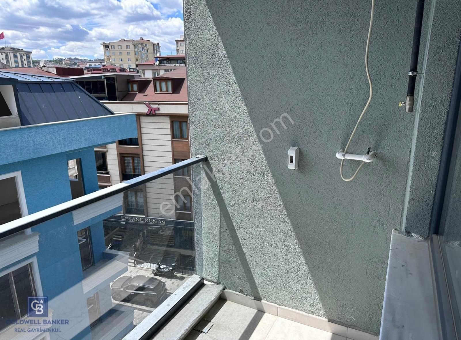 Ümraniye Atatürk Mahallesi Kırım Sokak Kiralık Sıfır 2+1 Daire - Görsel 6