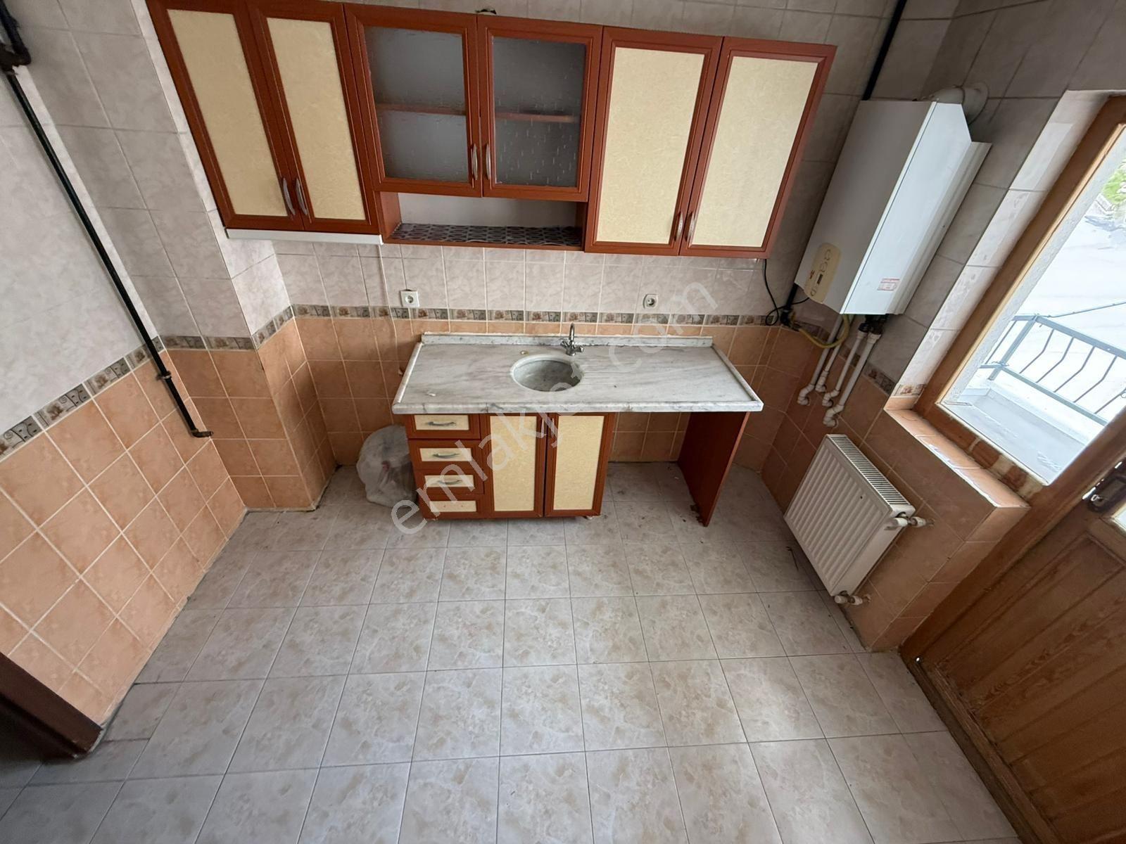 Realty Gate | Cad.üzeri 3+1 | Ön Cephe | Ç.balkon | Mantolama - Görsel 20