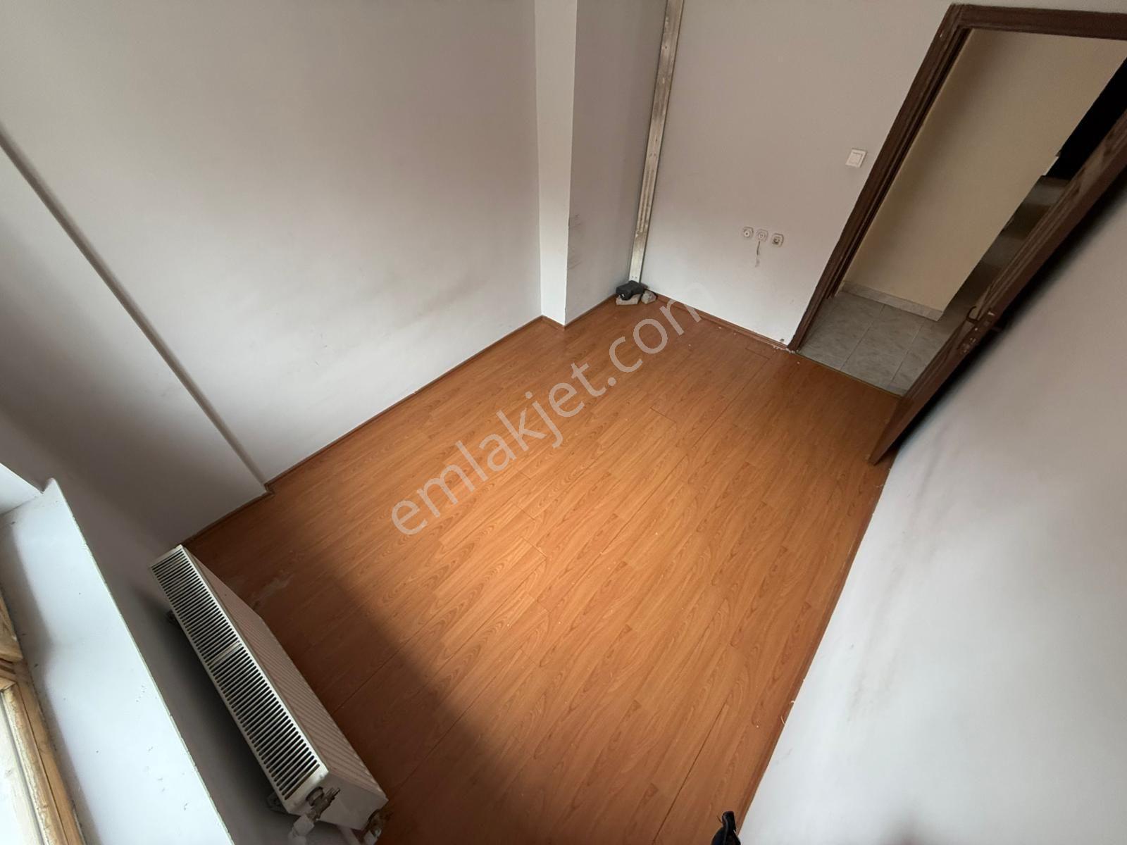 Realty Gate | Cad.üzeri 3+1 | Ön Cephe | Ç.balkon | Mantolama - Görsel 32