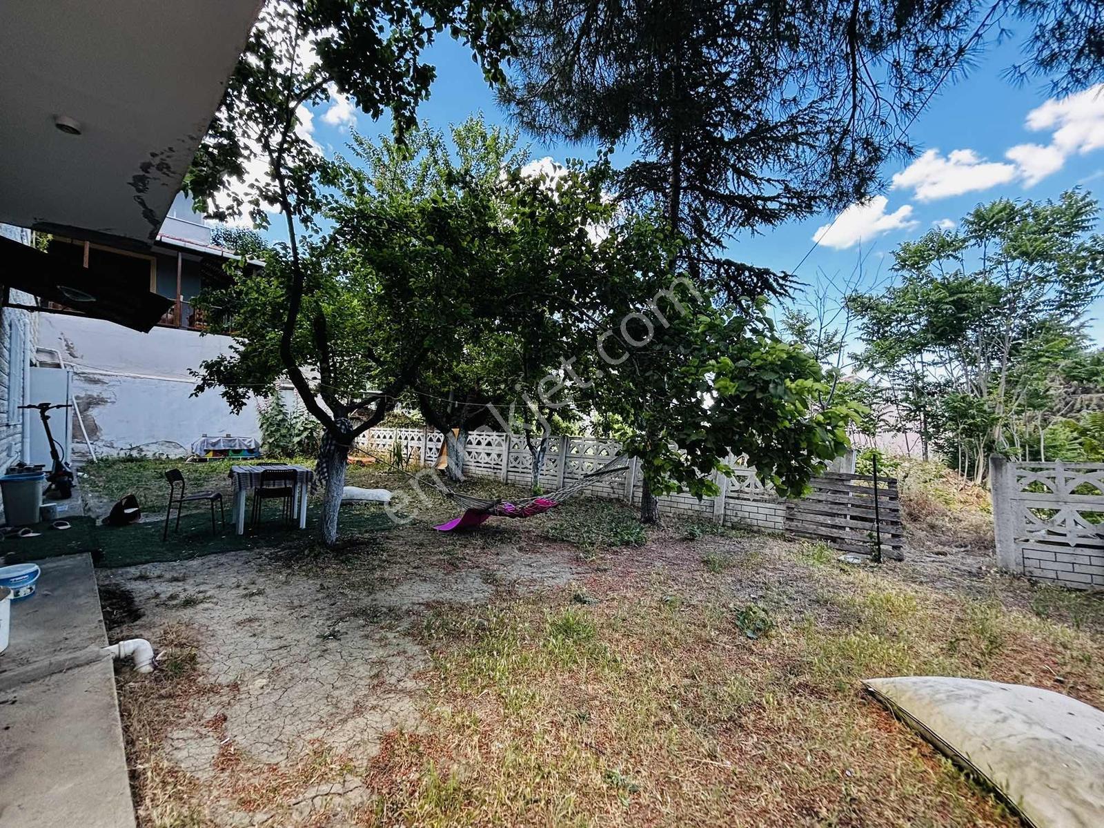 Bahçeli Kiralık Daire | Namıl Kemal Mh - Görsel 6