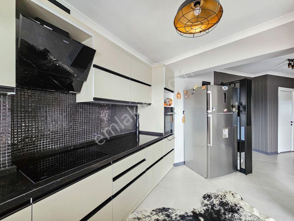 Goldhouse Dan Satılık Karagözler De Muhteşem Deniz Manzaralı Yenilenmiş 2+1 Daire - Görsel 8