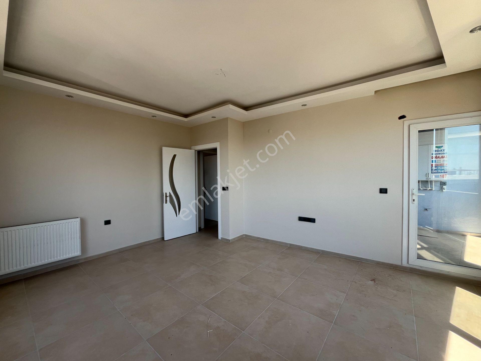 Gümüşpala'da Deniz Manzaralı Ve Doğalgazlı 2+1 Kiralık Daire - Görsel 3