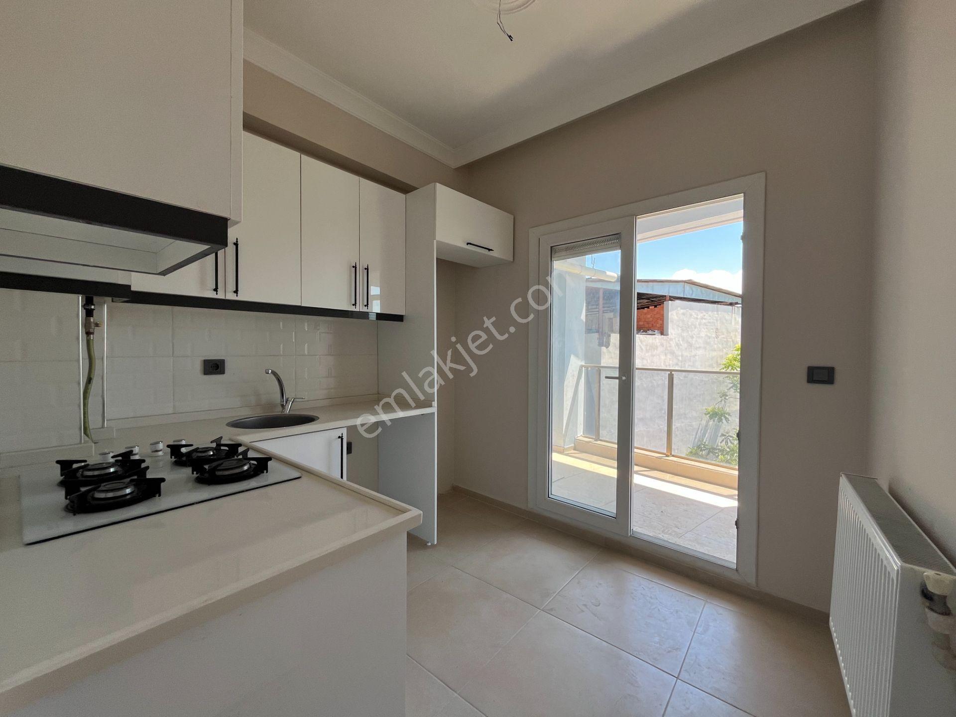 Gümüşpala'da Deniz Manzaralı Ve Doğalgazlı 2+1 Kiralık Daire - Görsel 6