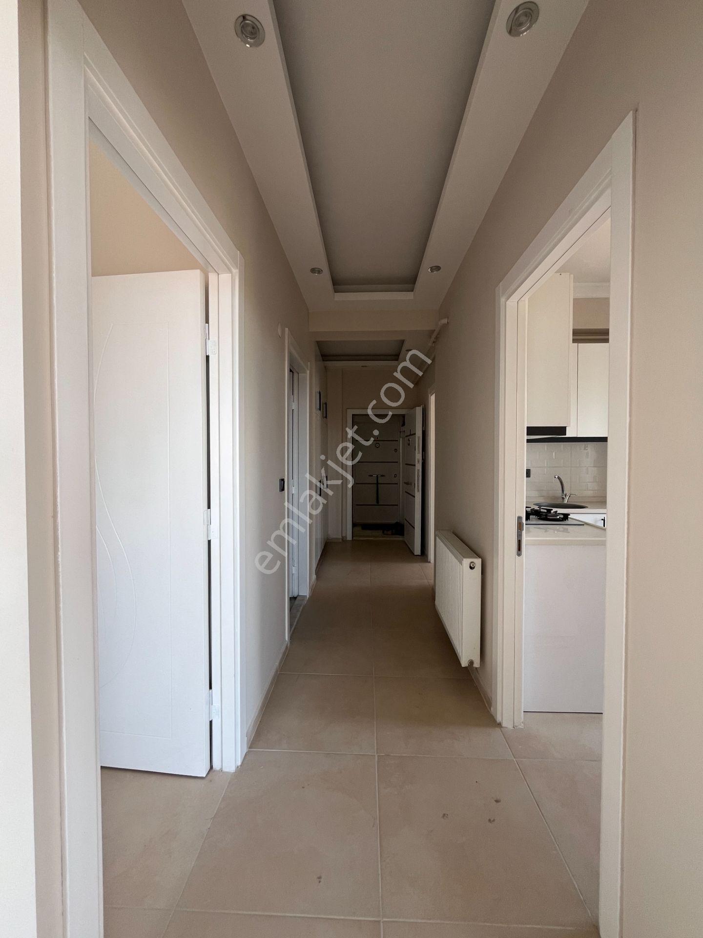 Gümüşpala'da Deniz Manzaralı Ve Doğalgazlı 2+1 Kiralık Daire - Görsel 8