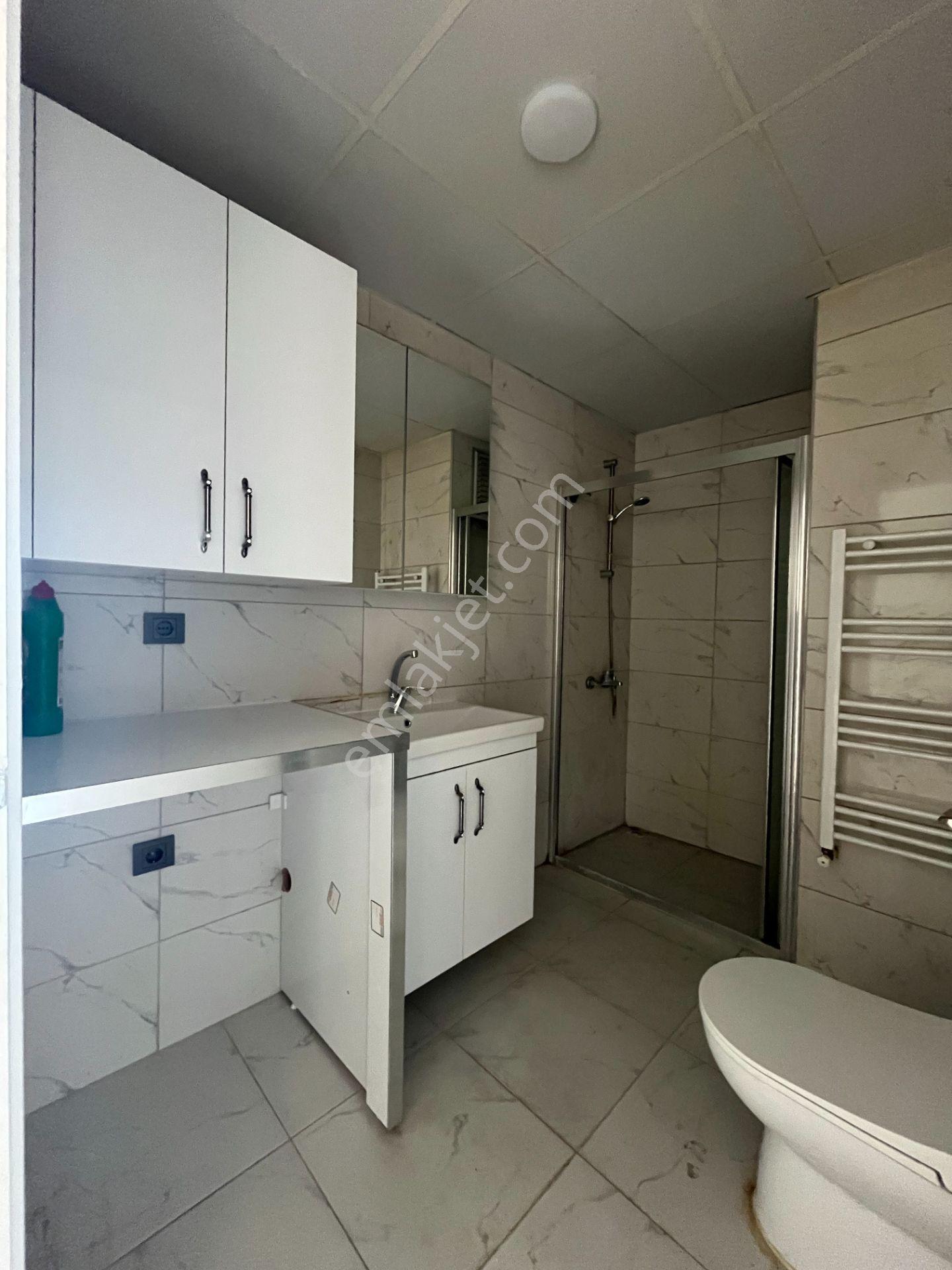 Gümüşpala'da Deniz Manzaralı Ve Doğalgazlı 2+1 Kiralık Daire - Görsel 13
