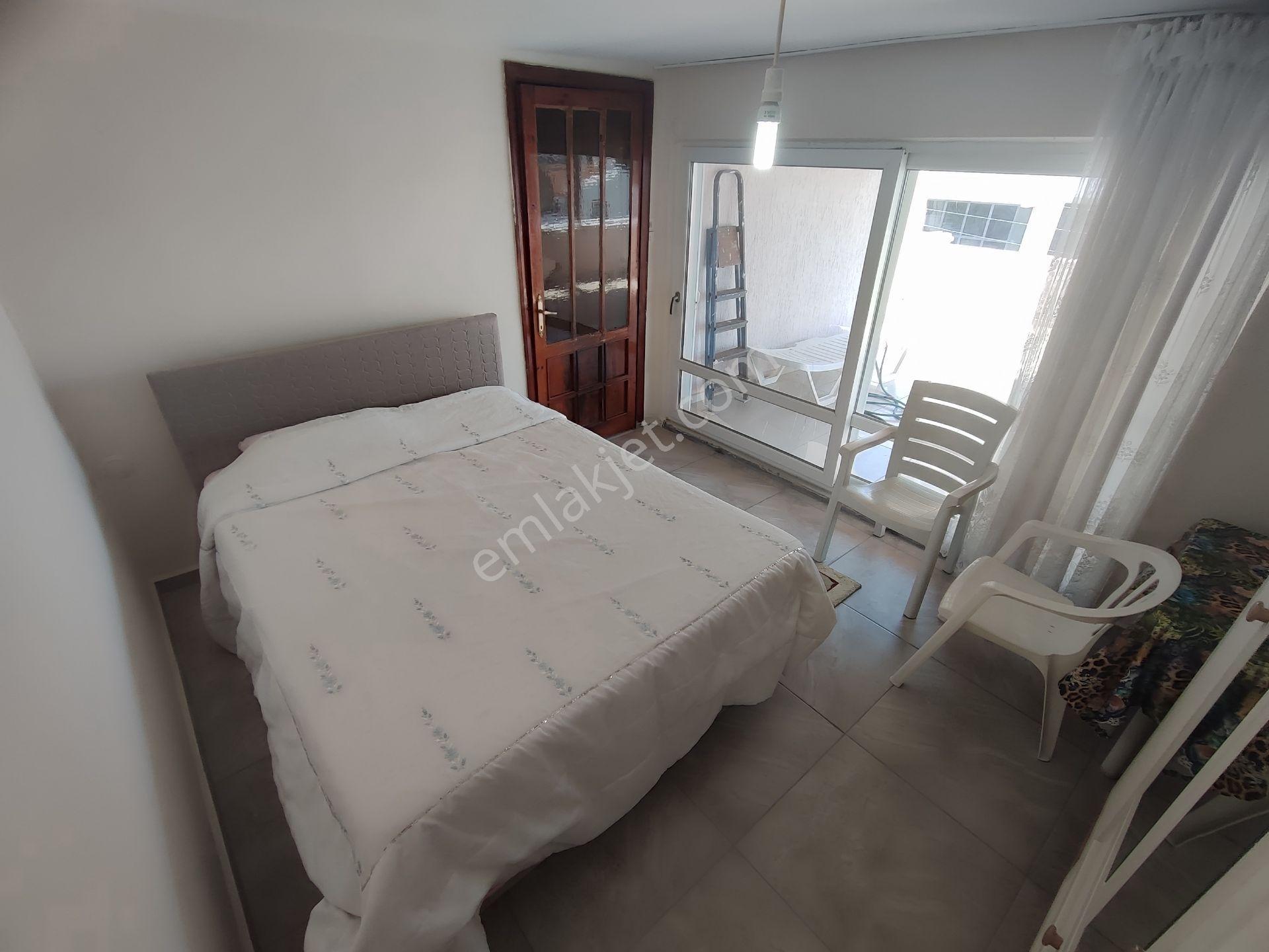 Kardeşten Güre'de Denize 50 Mt. Bahçeli Teraslı Geniş 4+1 Tribleks Villa - Görsel 18