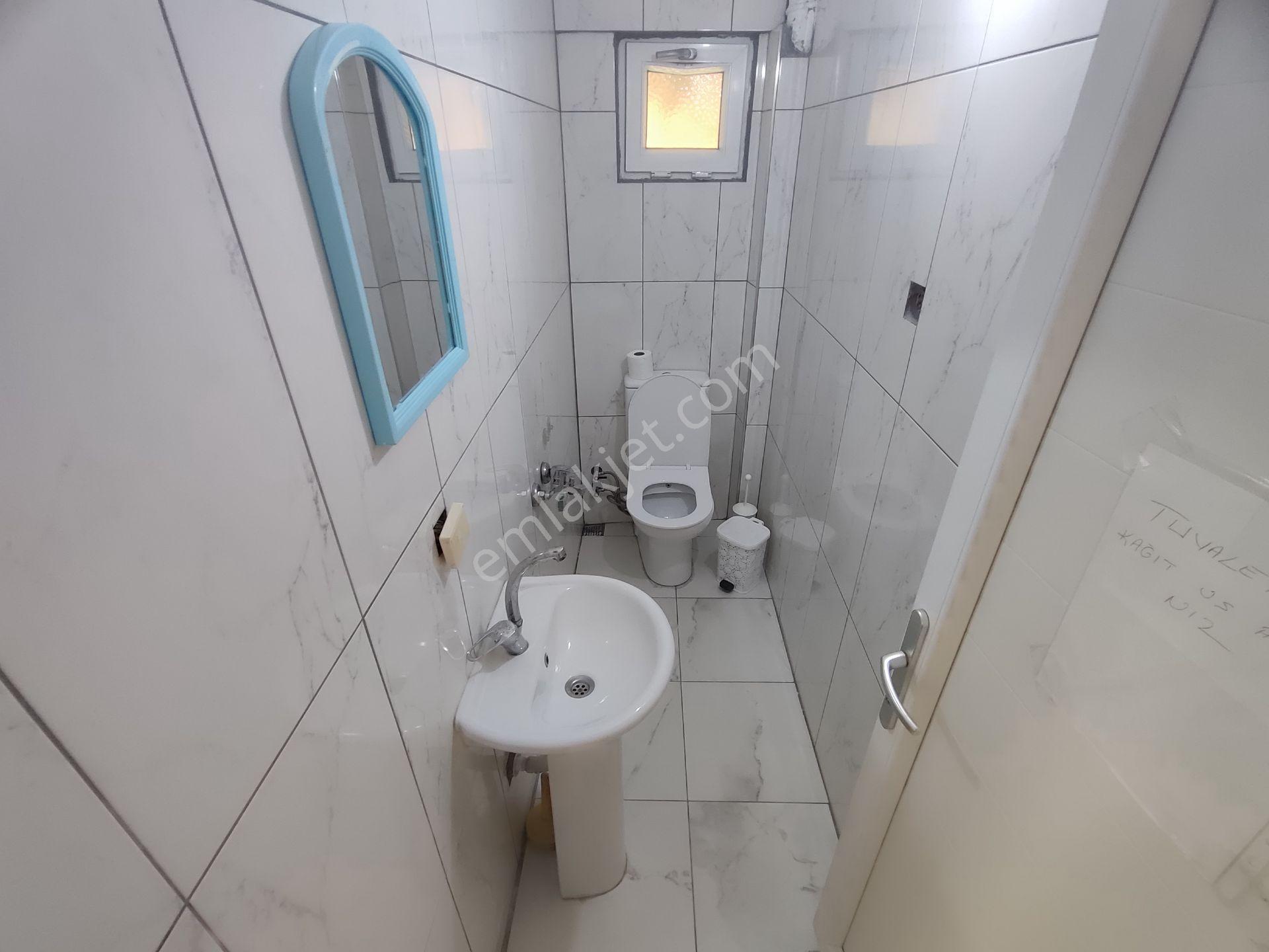 Kardeşten Güre'de Denize 50 Mt. Bahçeli Teraslı Geniş 4+1 Tribleks Villa - Görsel 31