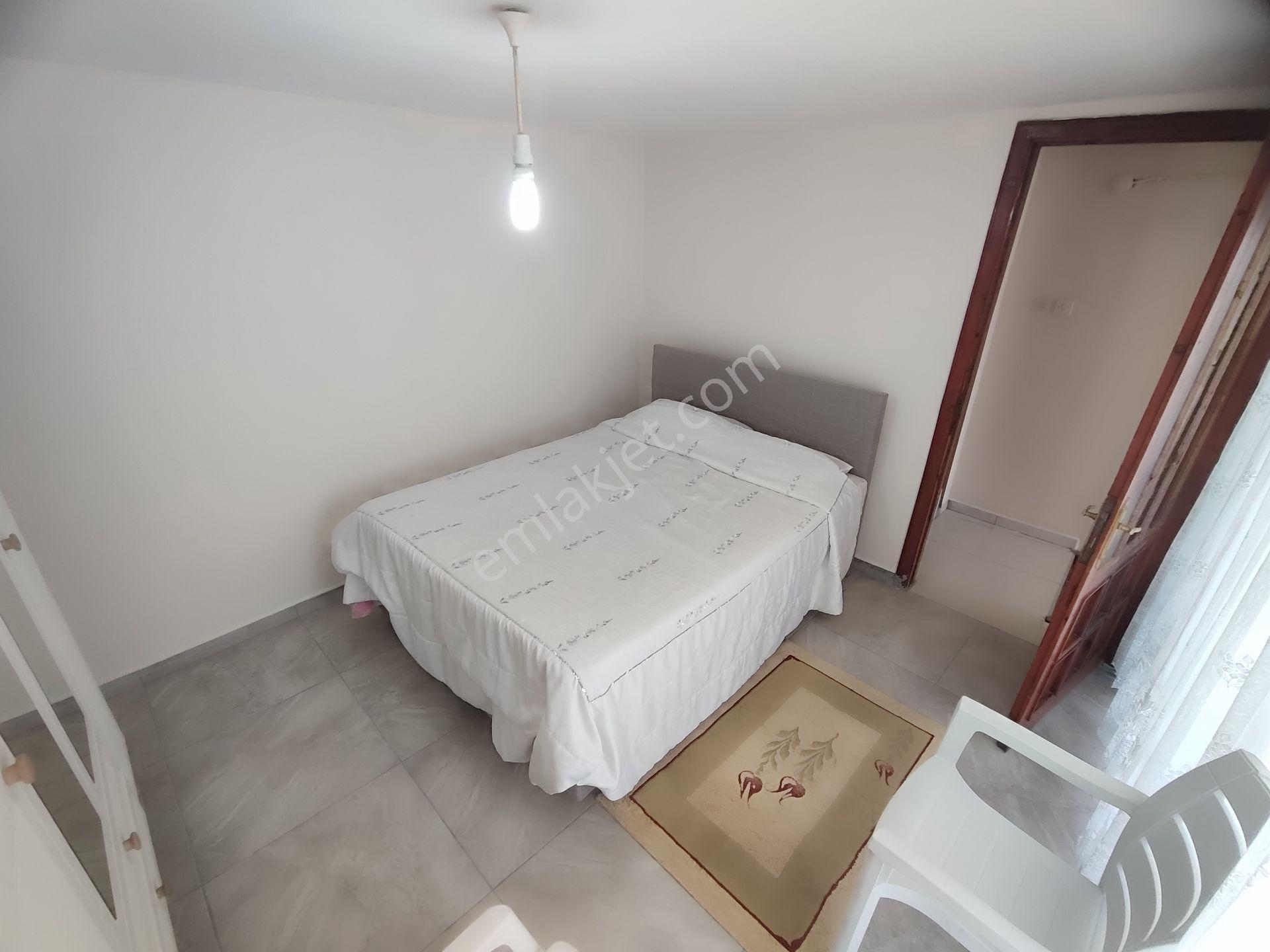 Kardeşten Güre'de Denize 50 Mt. Bahçeli Teraslı Geniş 4+1 Tribleks Villa - Görsel 19