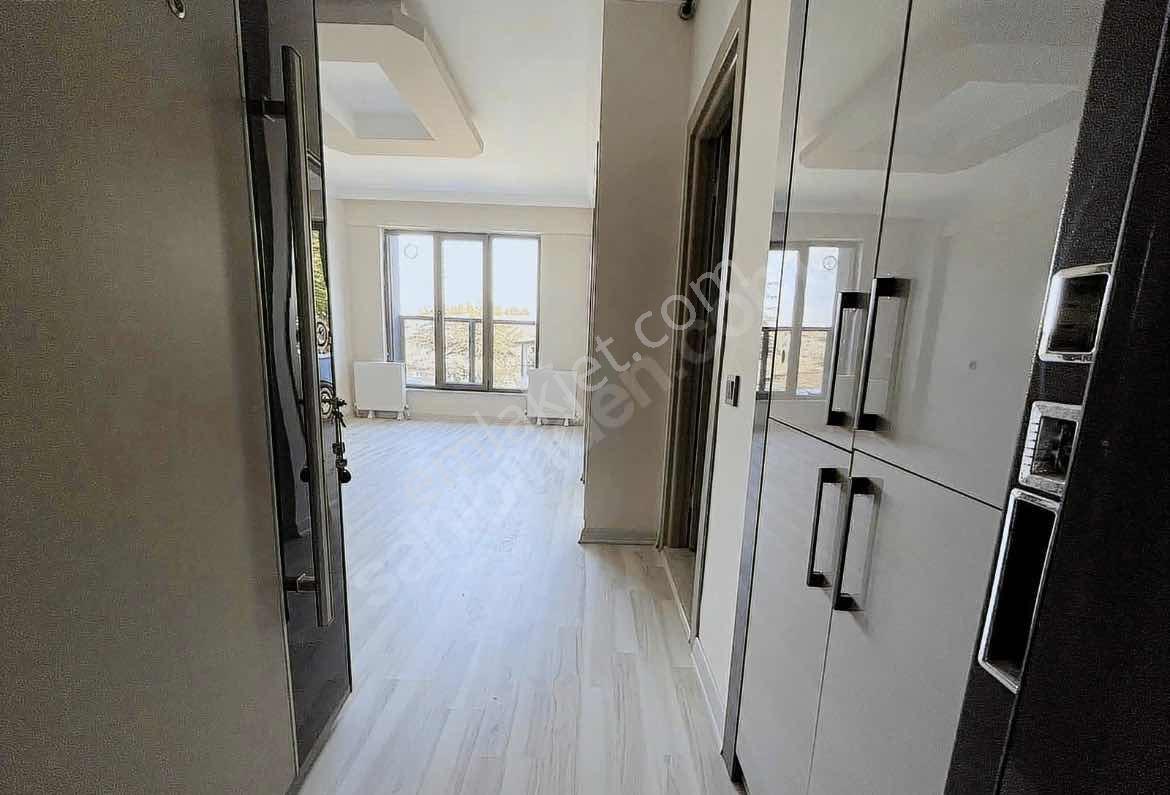 İncek Merkezde 1+1 Kiralık 1.kat - Görsel 4