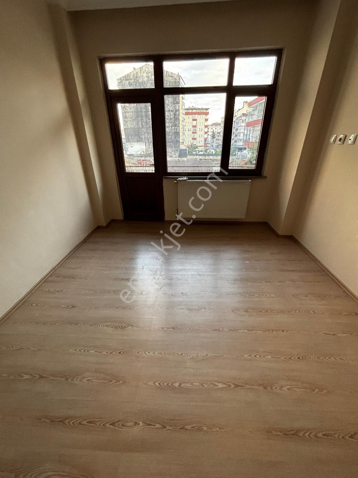 Deha Emlak`tan Kiralık 3+1 Daire Söğütlüde - Görsel 7