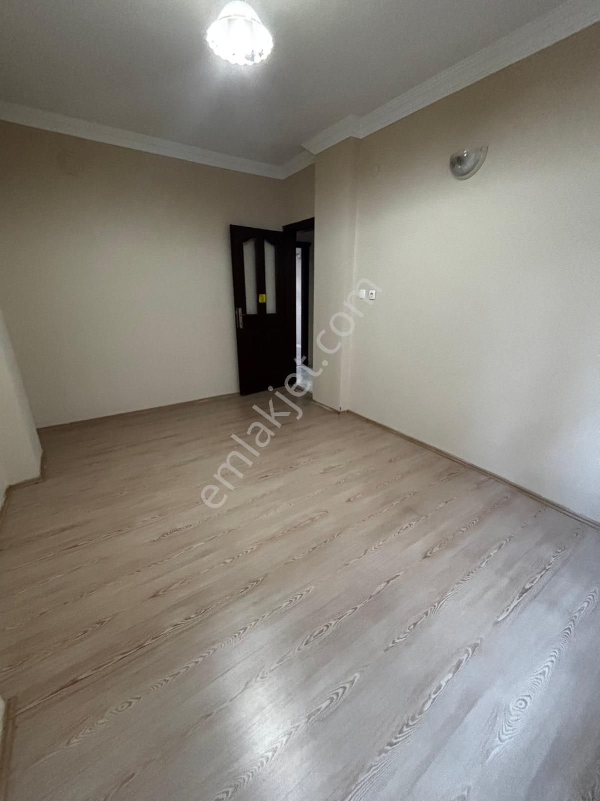 Deha Emlak`tan Kiralık 3+1 Daire Söğütlüde - Görsel 4