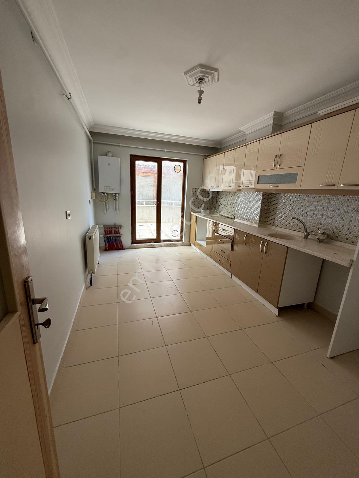 Emek Emlak'tan Körfez Atalar Mahde Kiralık 3+1 Daire K-3065 - Görsel 13