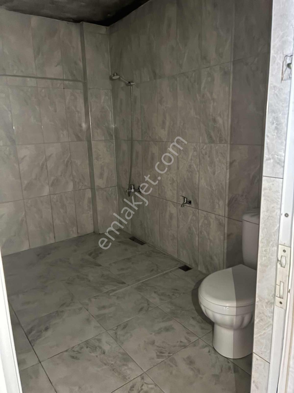 2+1 Cadde Üstü Kiralık - Görsel 6