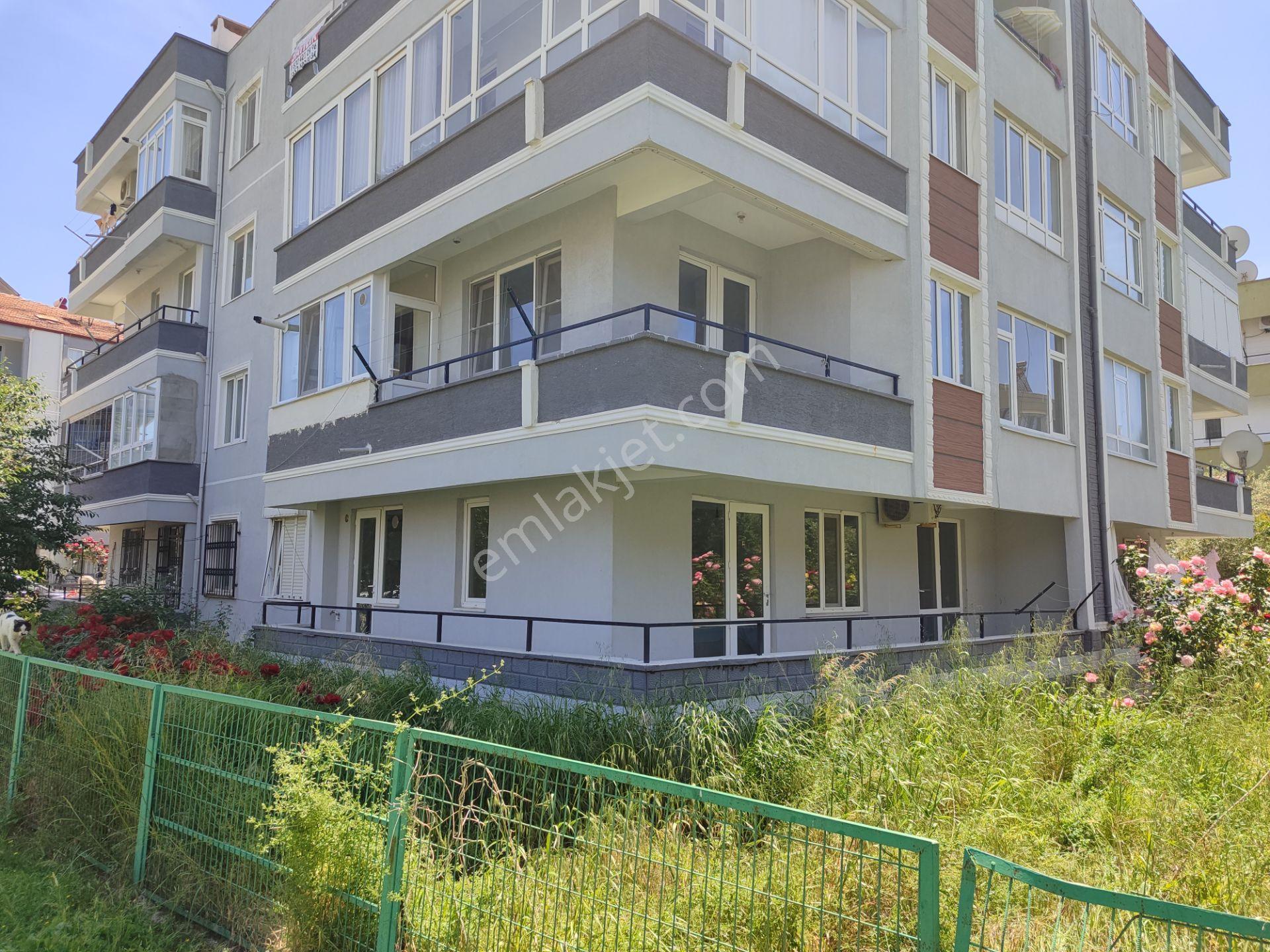 Kardeşten Akçay Altınkumda Doğalgazlı Ara Kat Ön Cephe Ayrı Mutfaklı Geniş 2+1 Daire - Görsel 26