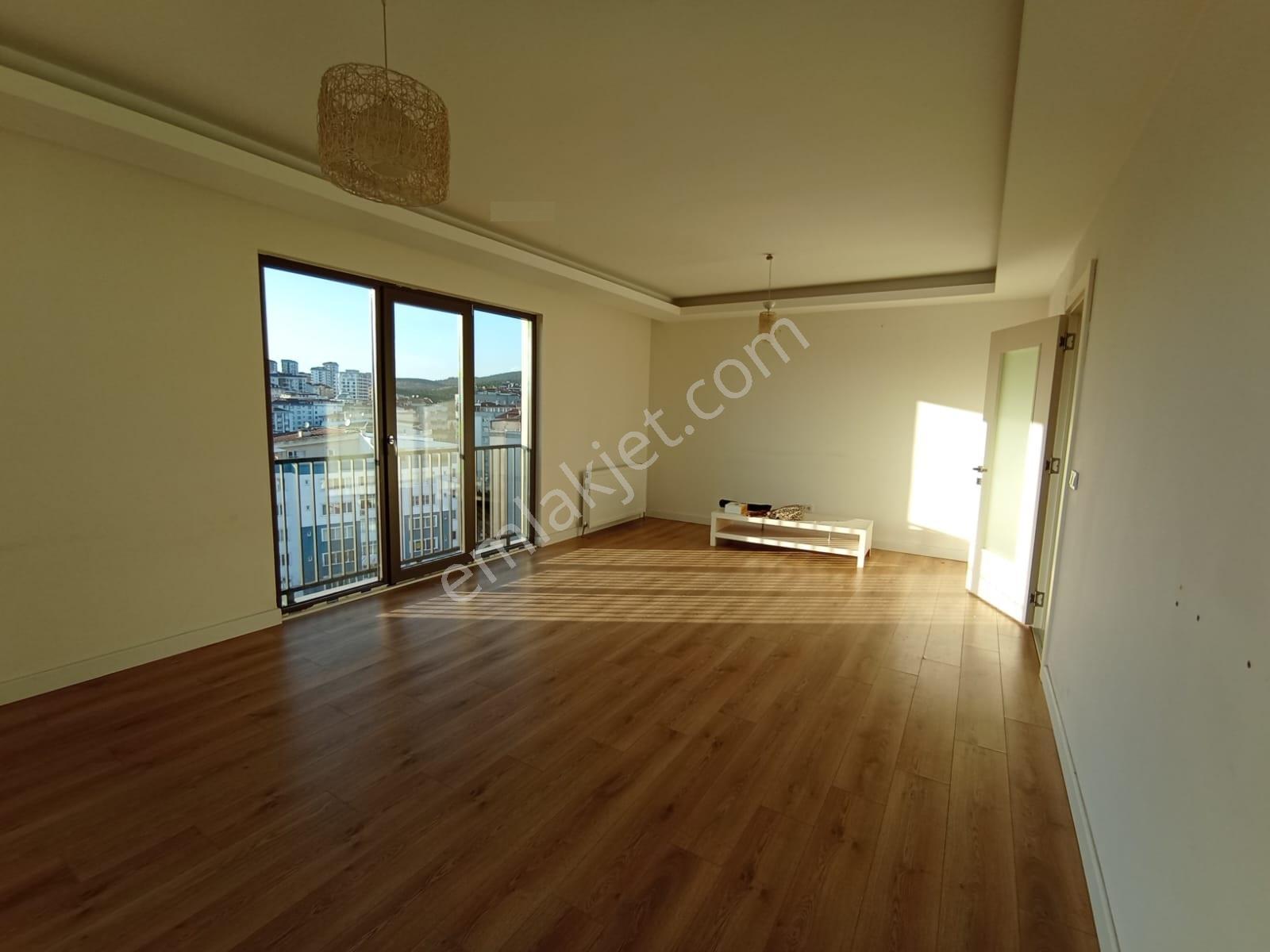 Çekmeköy Taşdelen Payidar Sitesi Geniş 3+1 Kiralık Daire - Görsel 13