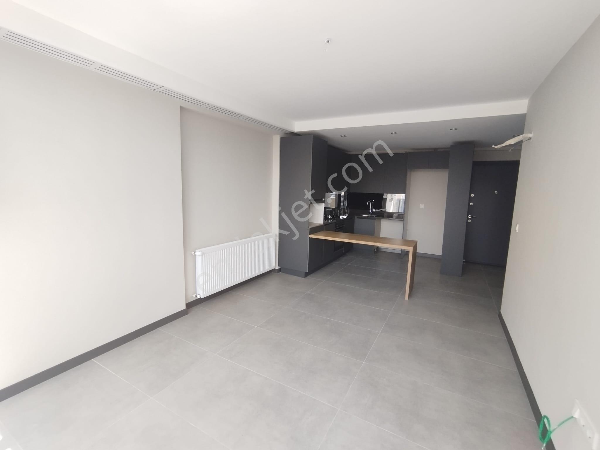 Kıyıboyunda Yüzme Havuzlu Sosyal Yaşam Alanlı Sitede 2+1 Sıfır Lüx Daire - Görsel 15