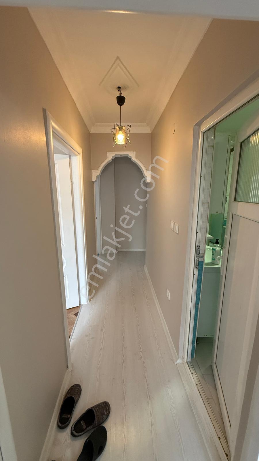 Reşadiye Mah Kat 2 3+1 145 M2 25 Yaş Asansörlü 20 Bın - Görsel 10