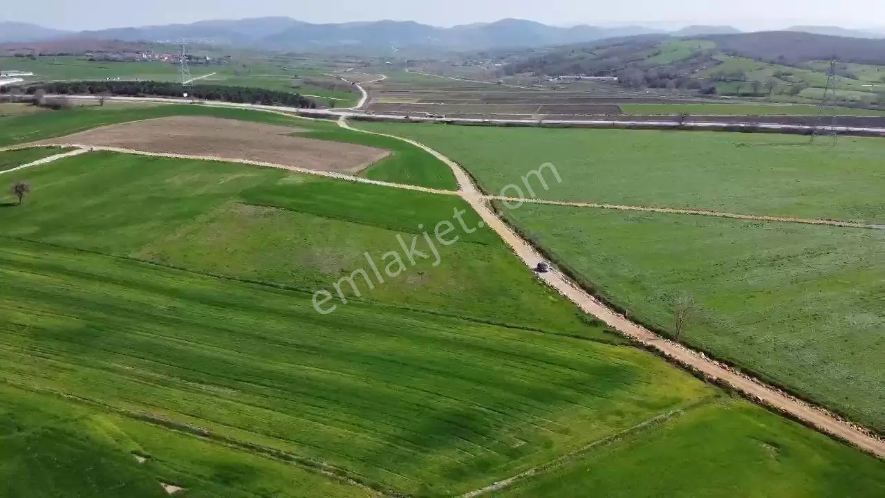 Biga Osmaniyede 6.111 M² Yola Cephe Satılık Arazi - Görsel 4