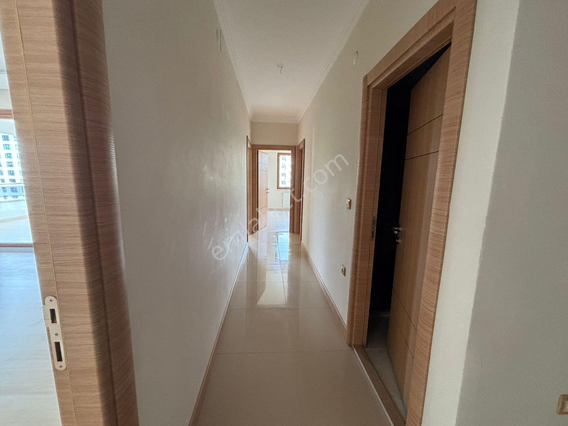 Deha Emlak`tan Kiralık 3+1 Daire Çukurçayır Aklıfe 3 Sitesi - Görsel 11