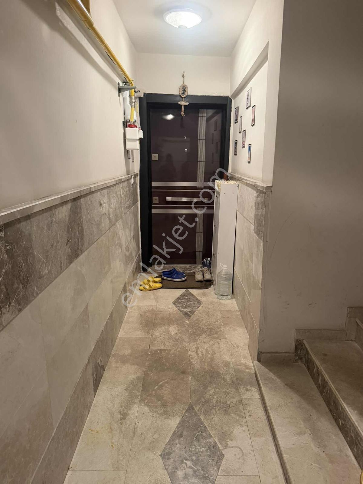 Bergama Gaziosmanpaşa Mahallesinde Satılık Daire - Görsel 3